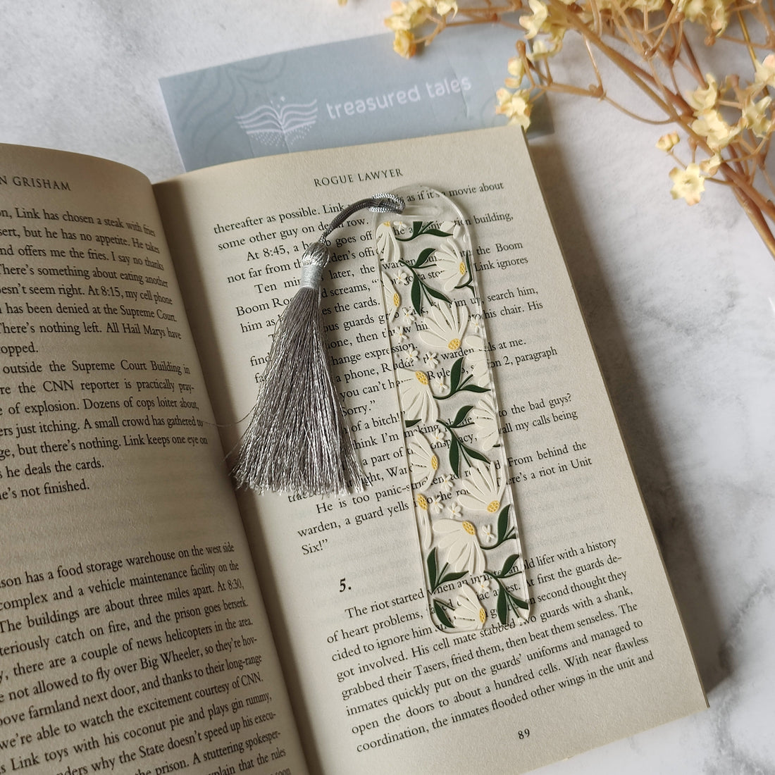 Daisy Flower Acrylic Bookmark