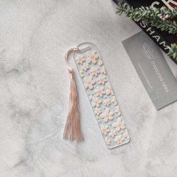 Daisy Heart Acrylic Bookmark