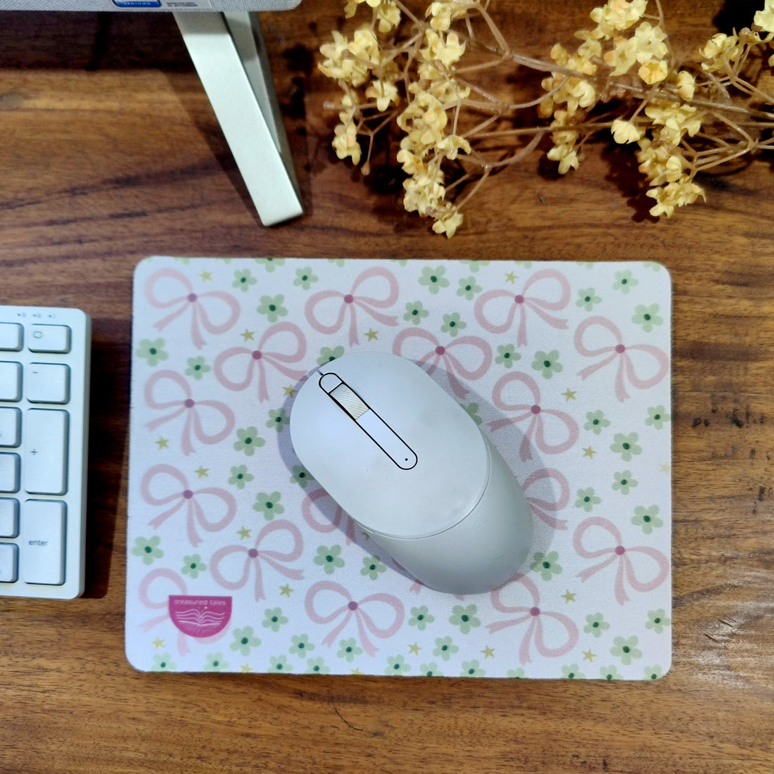 Green Daisy With Pink Bow  Mouse Pad Non-Slip Gaming Mouse Mat