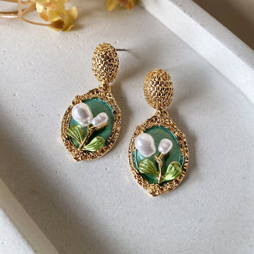 Vintage Bloom Pearl Earrings - Green