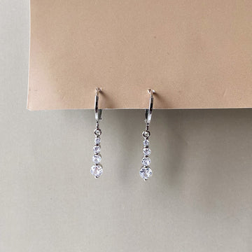 Falling Diamonds Earrings - Silver (Anti-Tarnish)