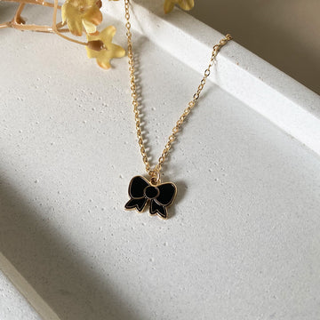 Black Mini Bow Pendant Anti-Tarnish Chain Necklace – Gold-Toned Cute Minimal Everyday Charm Jewellery