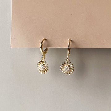 Golden Rays Earrings - Gold (Anti-Tarnish)