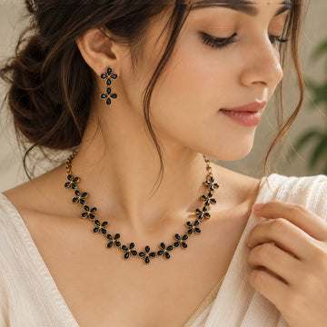Midnight Bloom Necklace Set