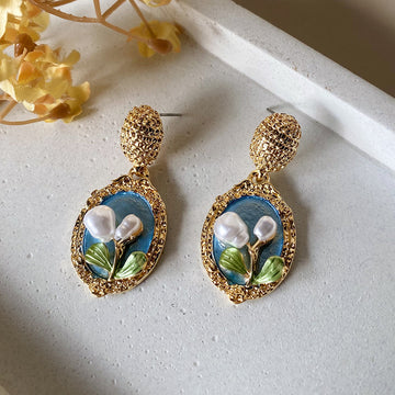 Vintage Bloom Pearl Earrings - Blue