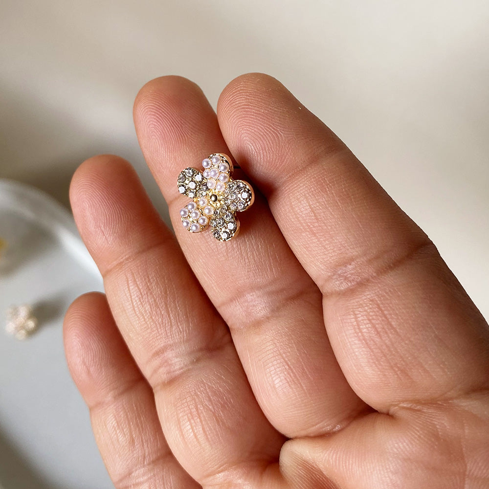 Bloom Pearl Stud Earrings