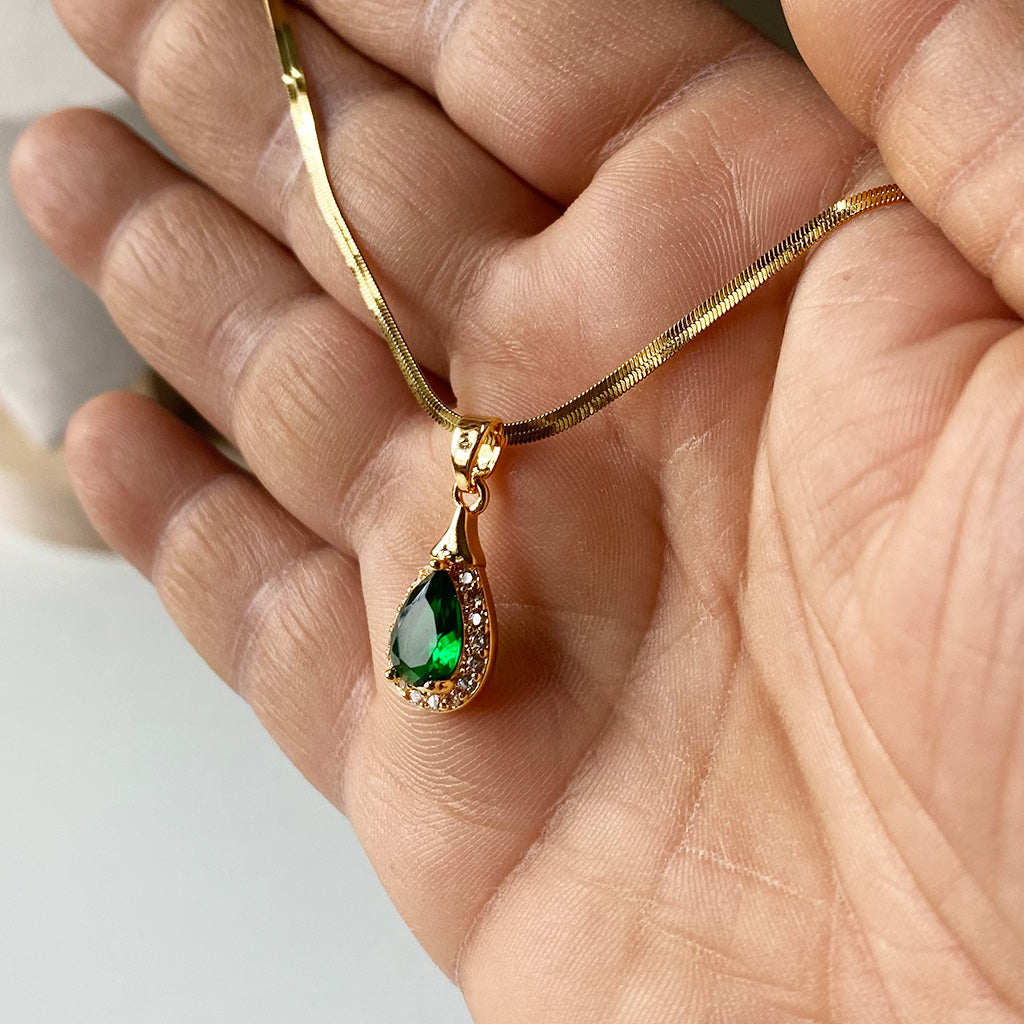 Emerald Dewdrop Necklace