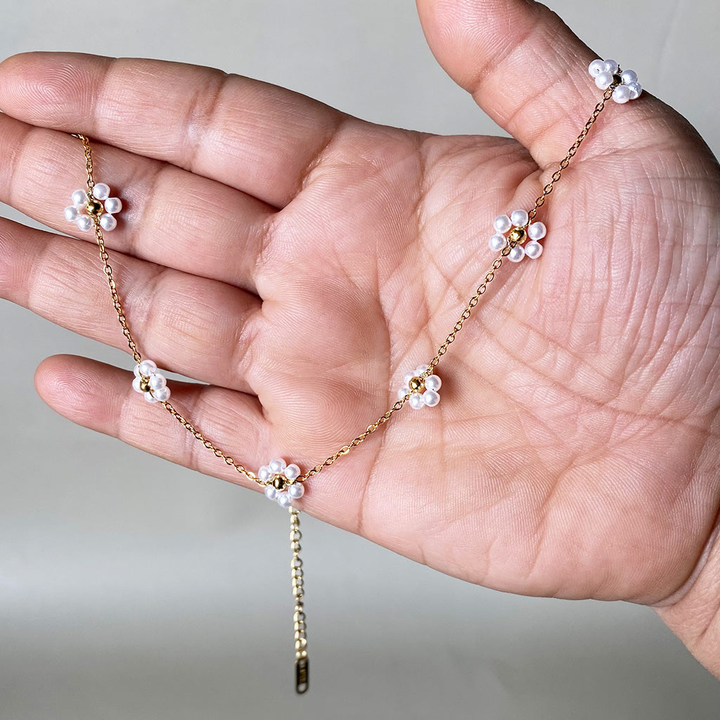 Pearl Daisy Chain Necklace