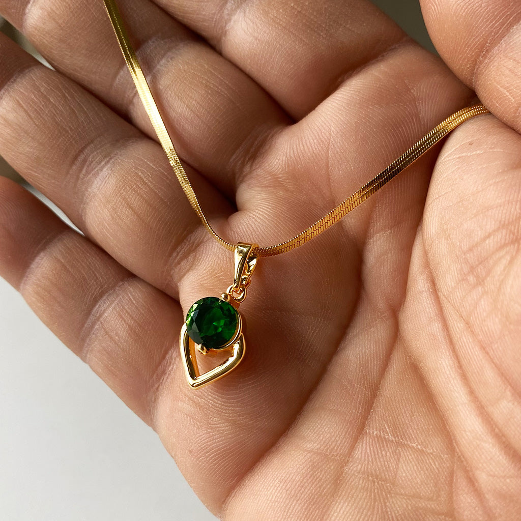 Emerald Embrace Necklace