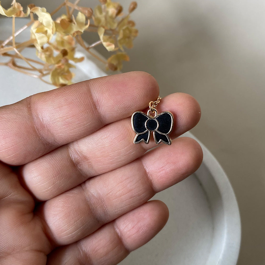Black Mini Bow Pendant Anti-Tarnish Chain Necklace – Gold-Toned Cute Minimal Everyday Charm Jewellery