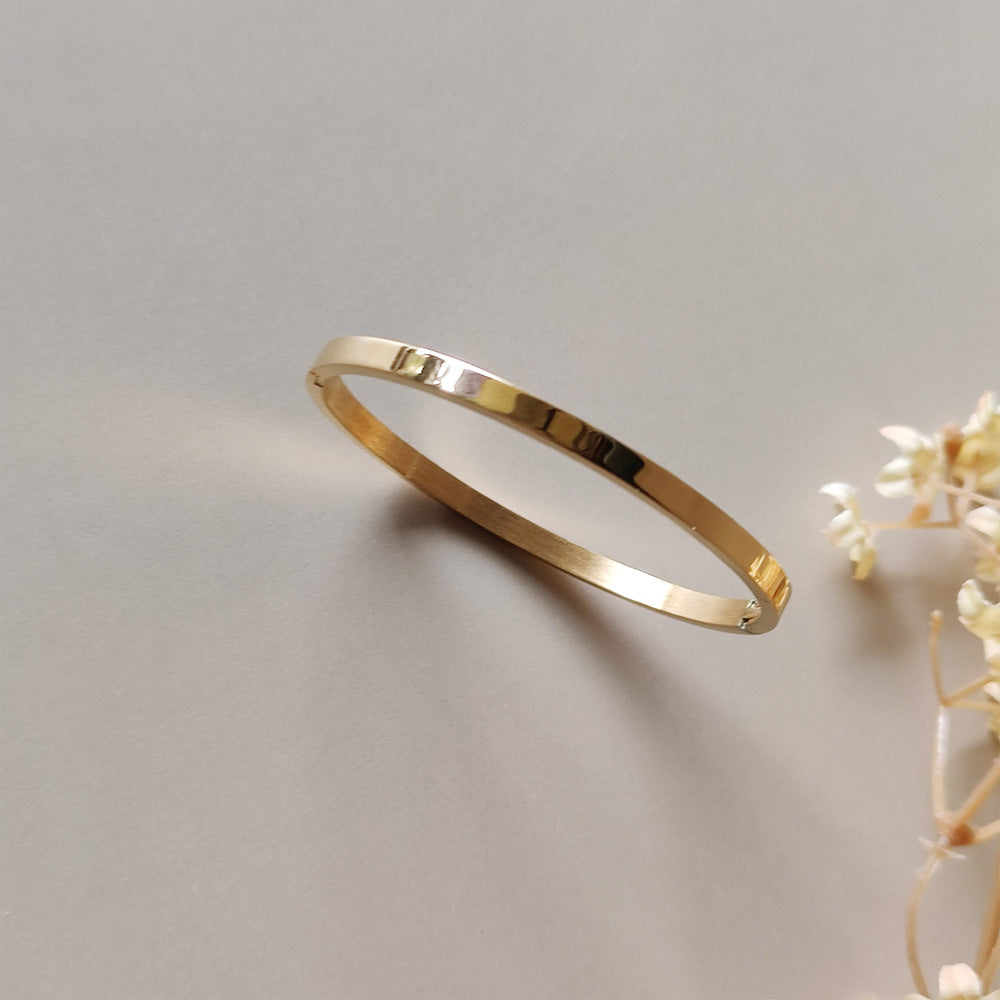 Luxe Plain Bangle