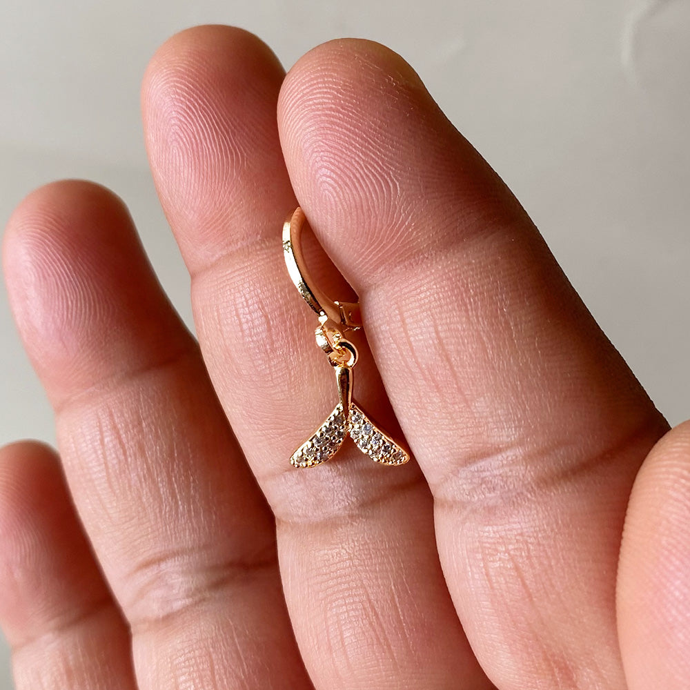 Twinkle Wishbone Hoops Earrings