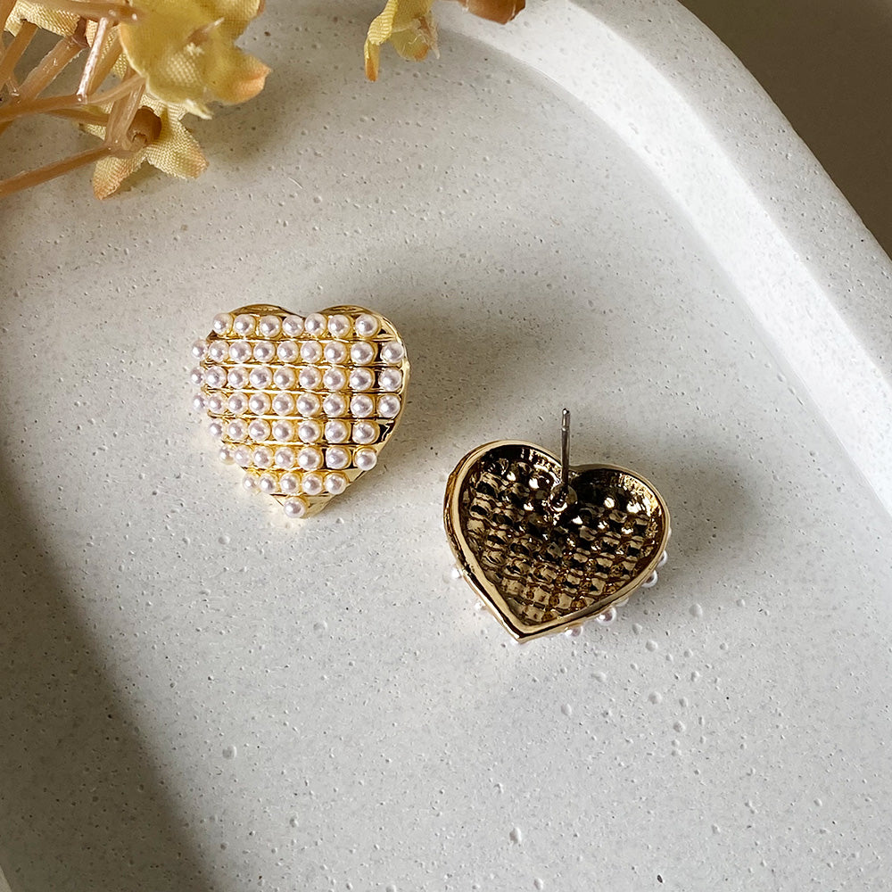 Luxe Pearl Heart Earrings