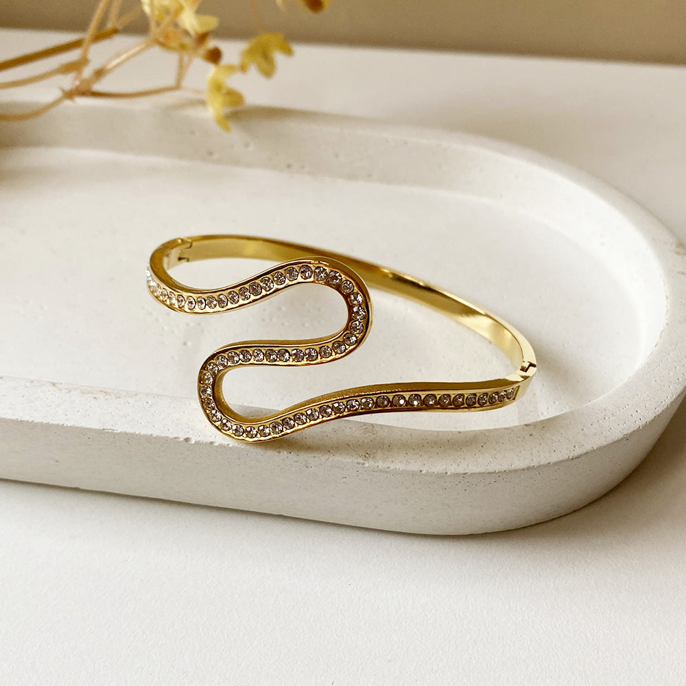 Eternal Curve Kada