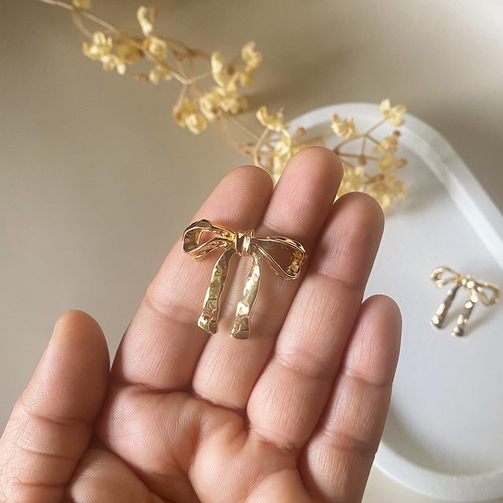 Hammered Ribbon Bow Earrings - Gold