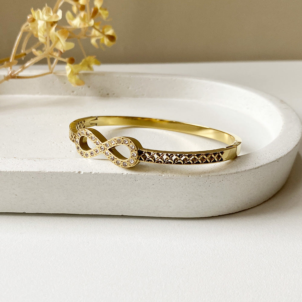 Eterna Infinity Kada