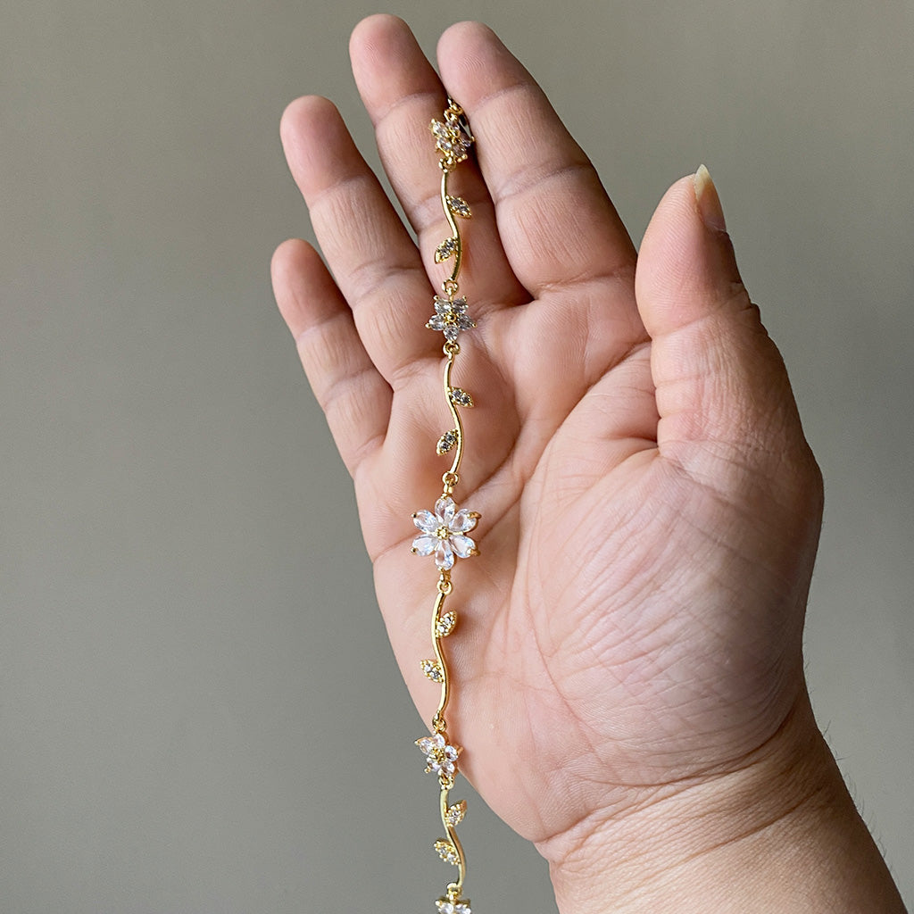 Elara Crystal Bloom Bracelet