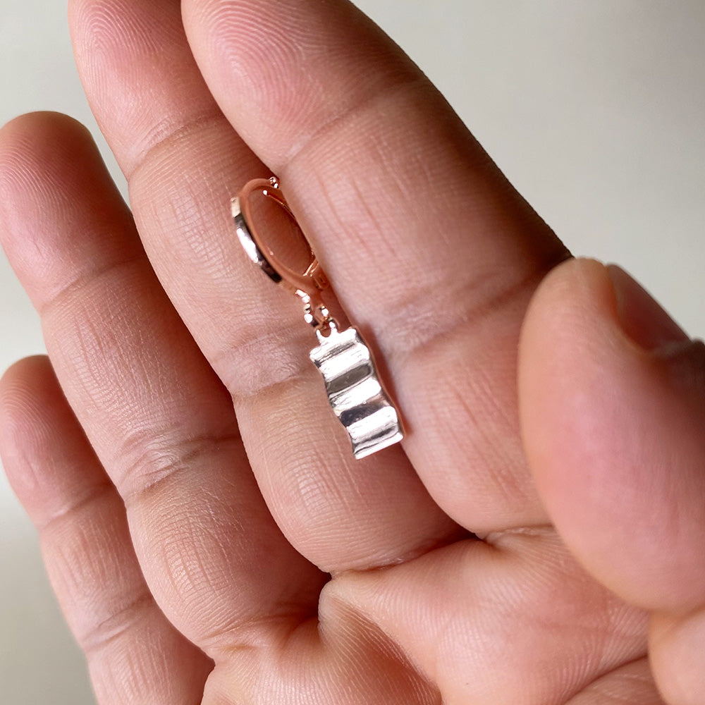 Minimal Wave Drop Earrings - Rosegold