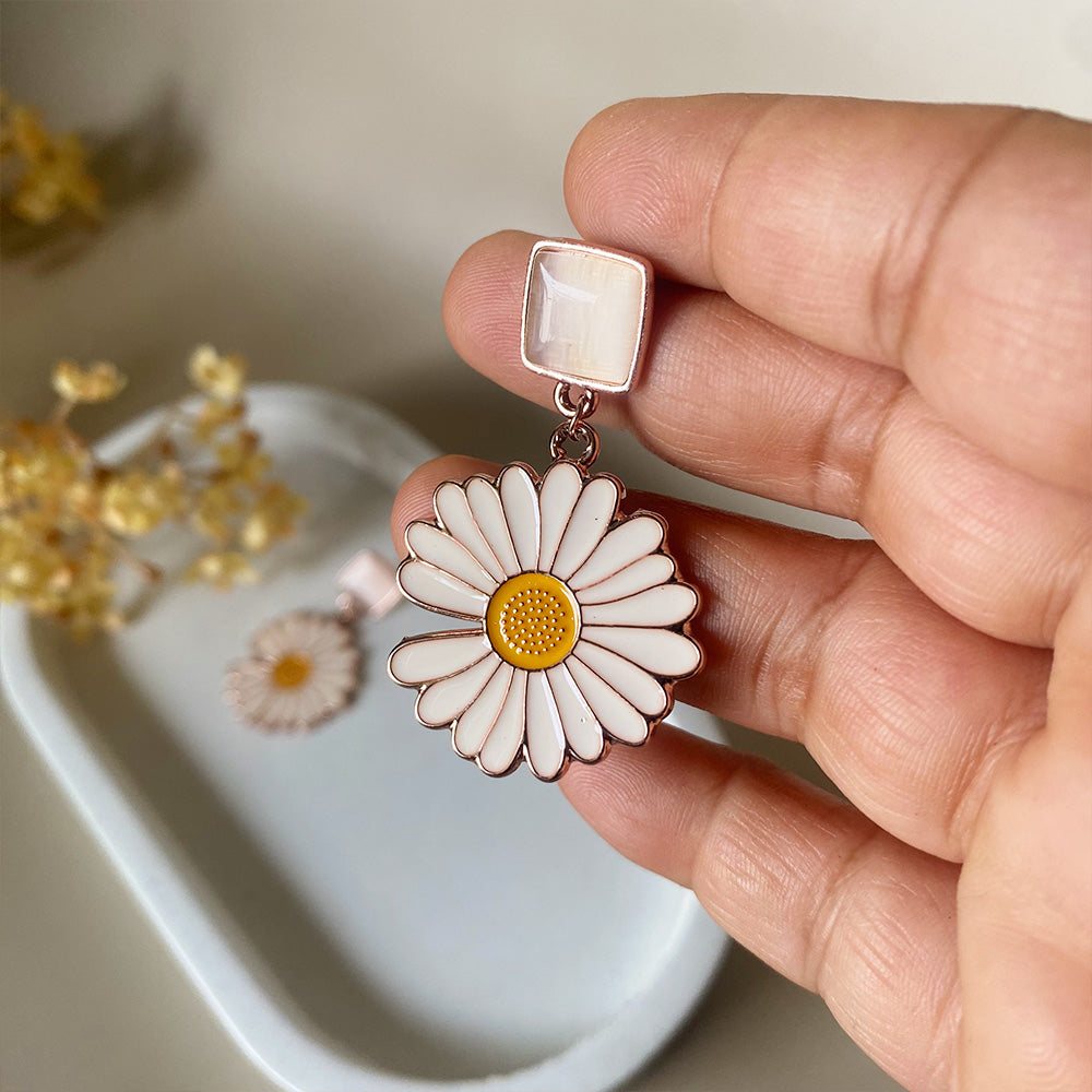 Blush Daisy Bloom Earrings