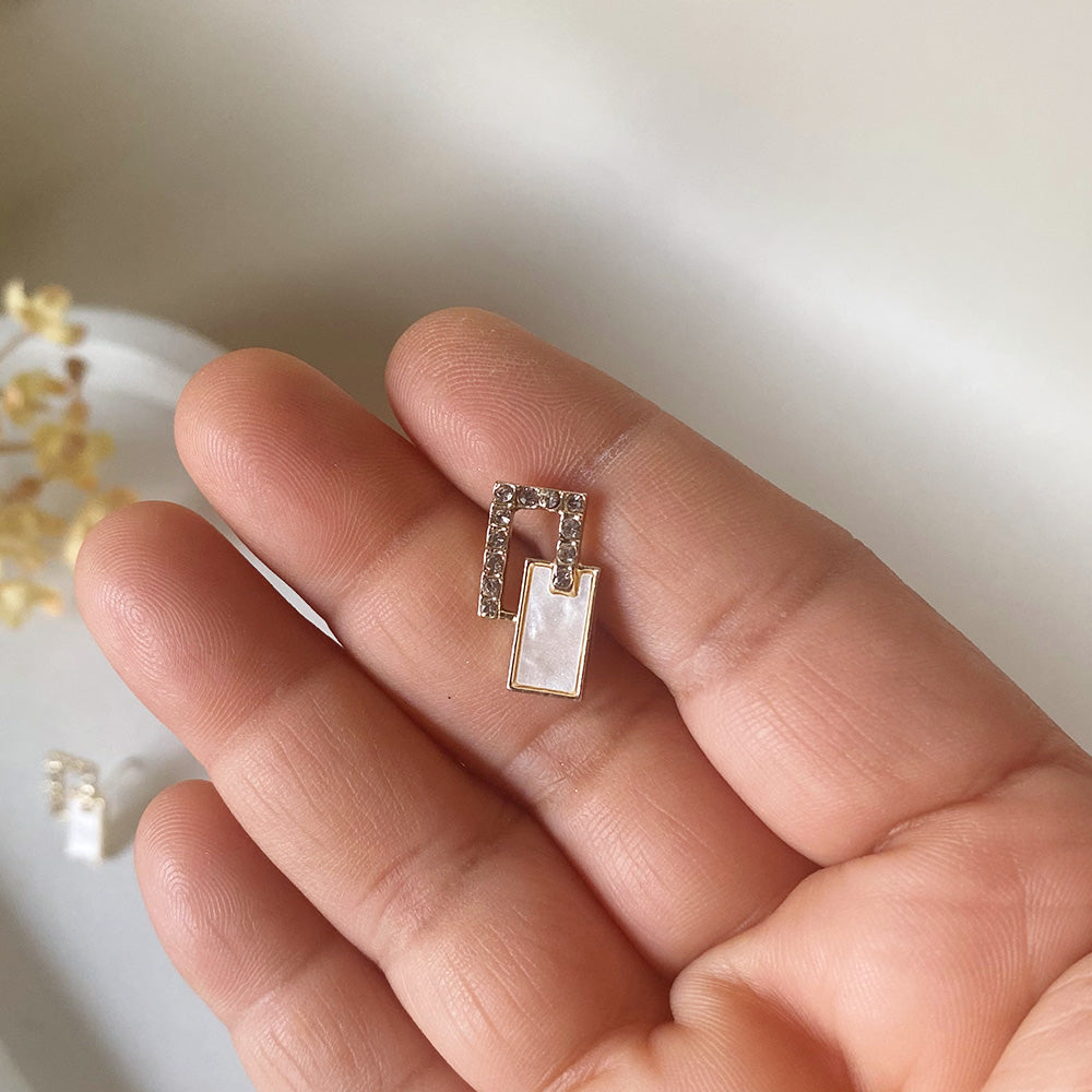 Ivory Link Stud Earrings