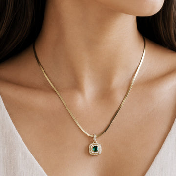 Emerald Luxe Pendant Necklace