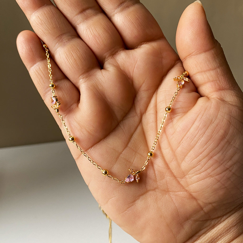 Tulip Trail Necklace