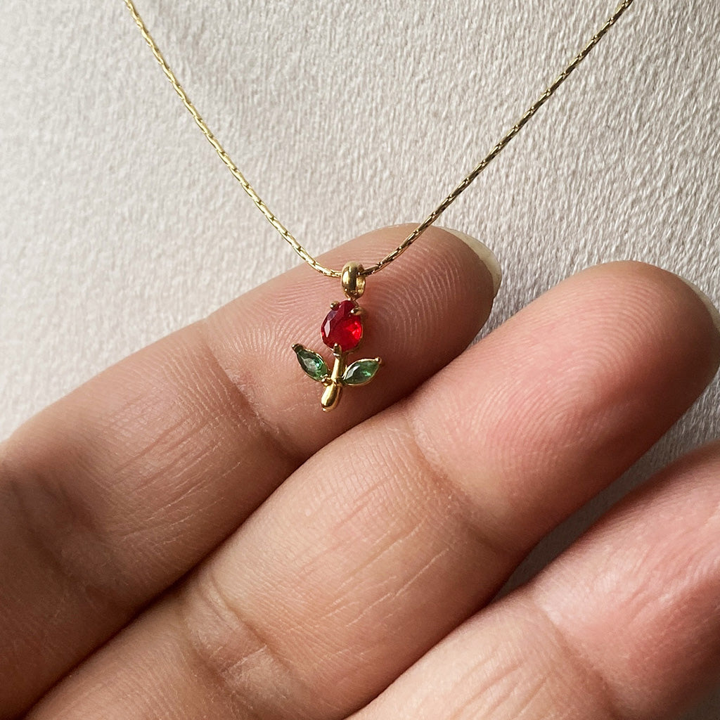 Roselle Tulip Necklace