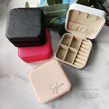 Personalised Mini Travel Jewellery Box – Compact Organizer for Rings, Earrings & Necklaces