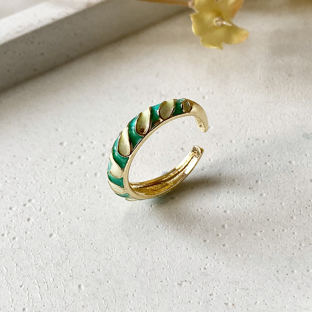 Hari Tarang Meenakari Ring