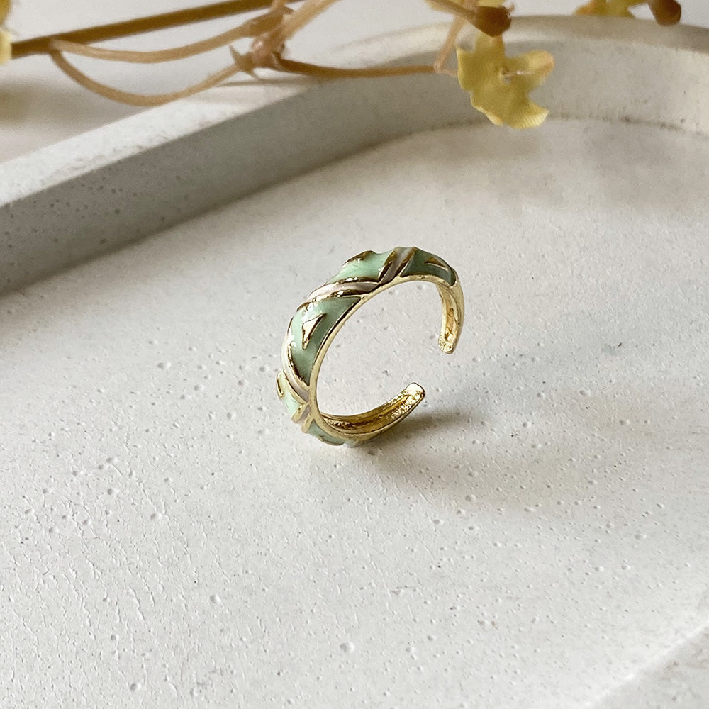 Pista Tarang Meenakari Ring
