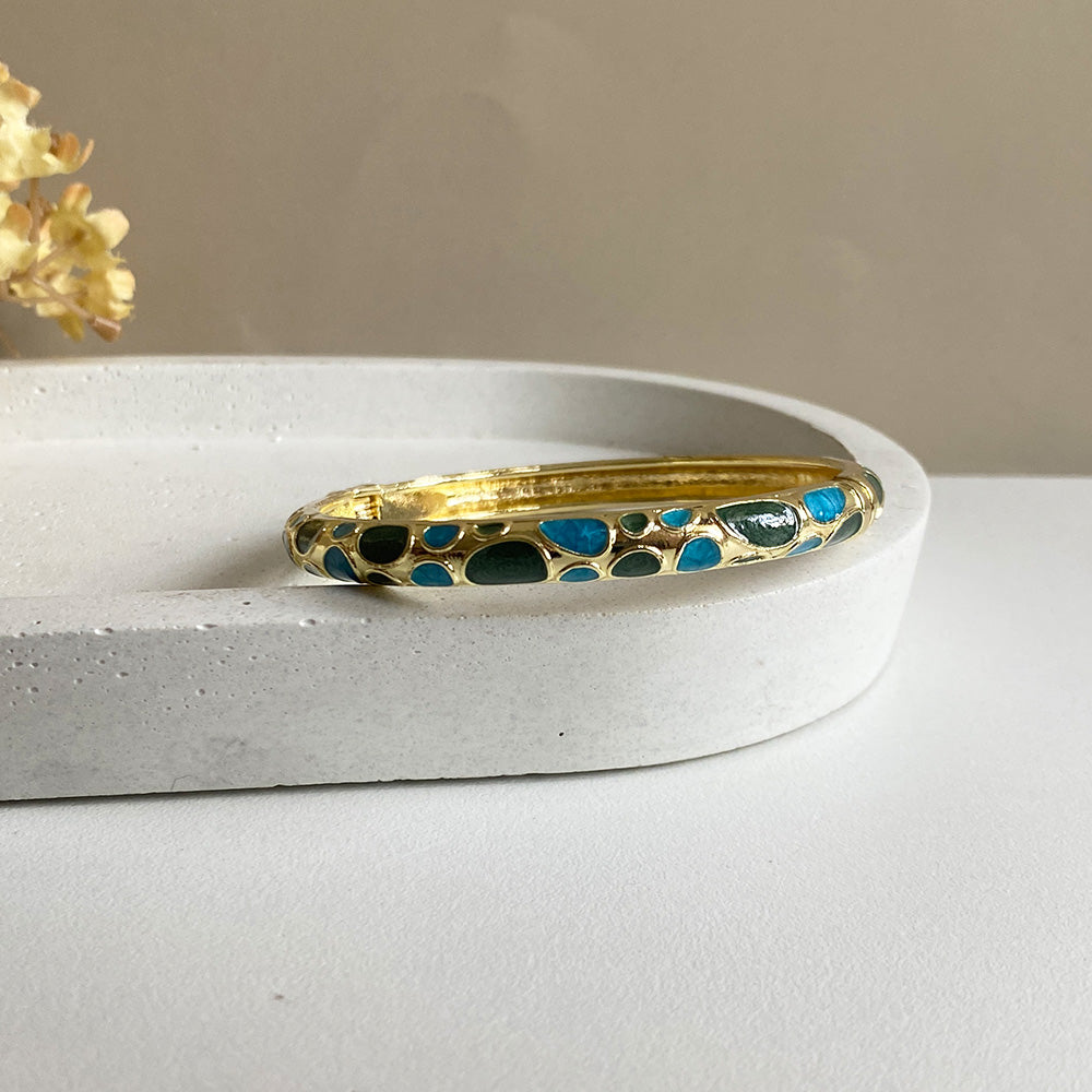 Pebble Meenakari Kada