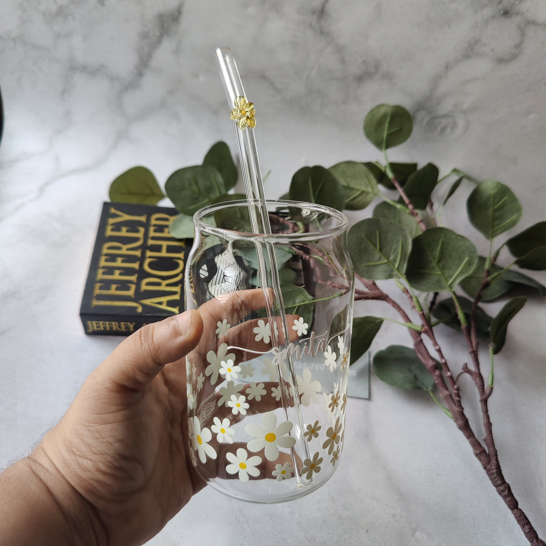 Personalised White Daisy Glass Tumbler  With Yellow Flower Straw- Clear 540ml