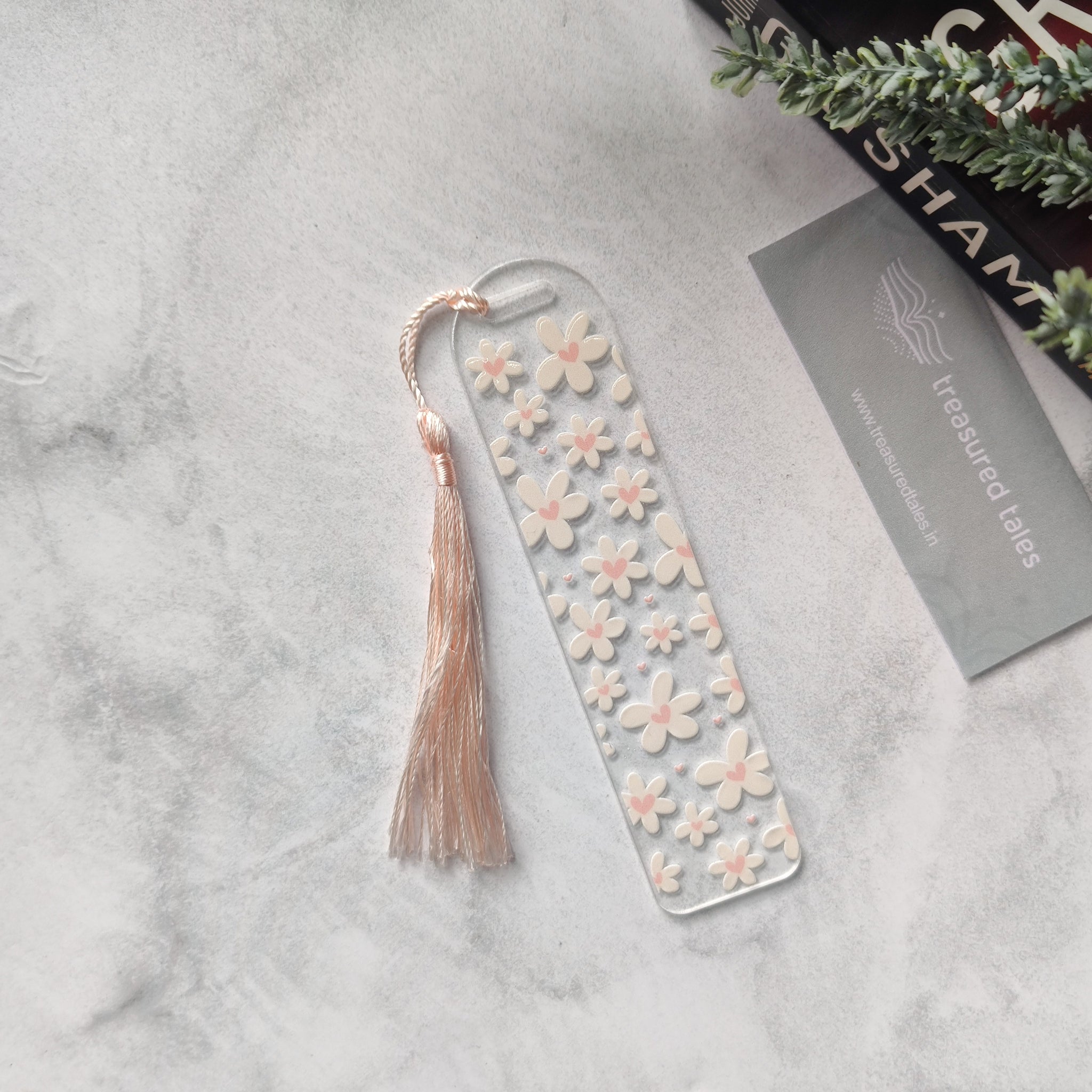 Daisy Heart Acrylic Bookmark